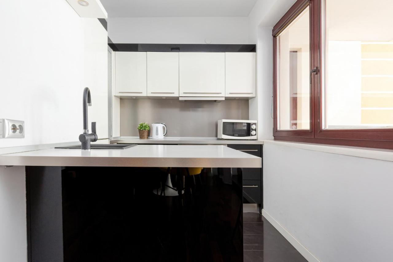 Residence On Wspolna Str. Apartment Warsaw By Renters Kültér fotó