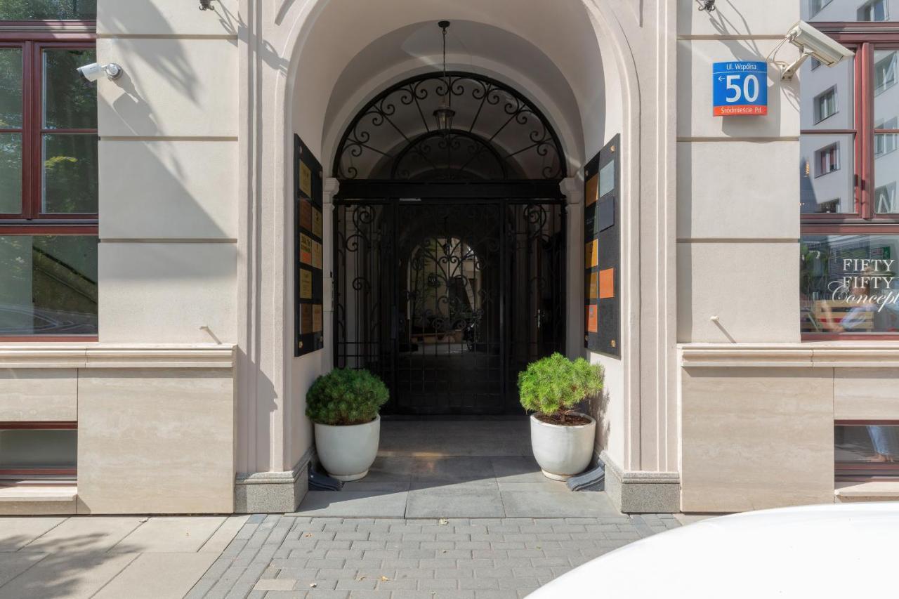 Residence On Wspolna Str. Apartment Warsaw By Renters Kültér fotó